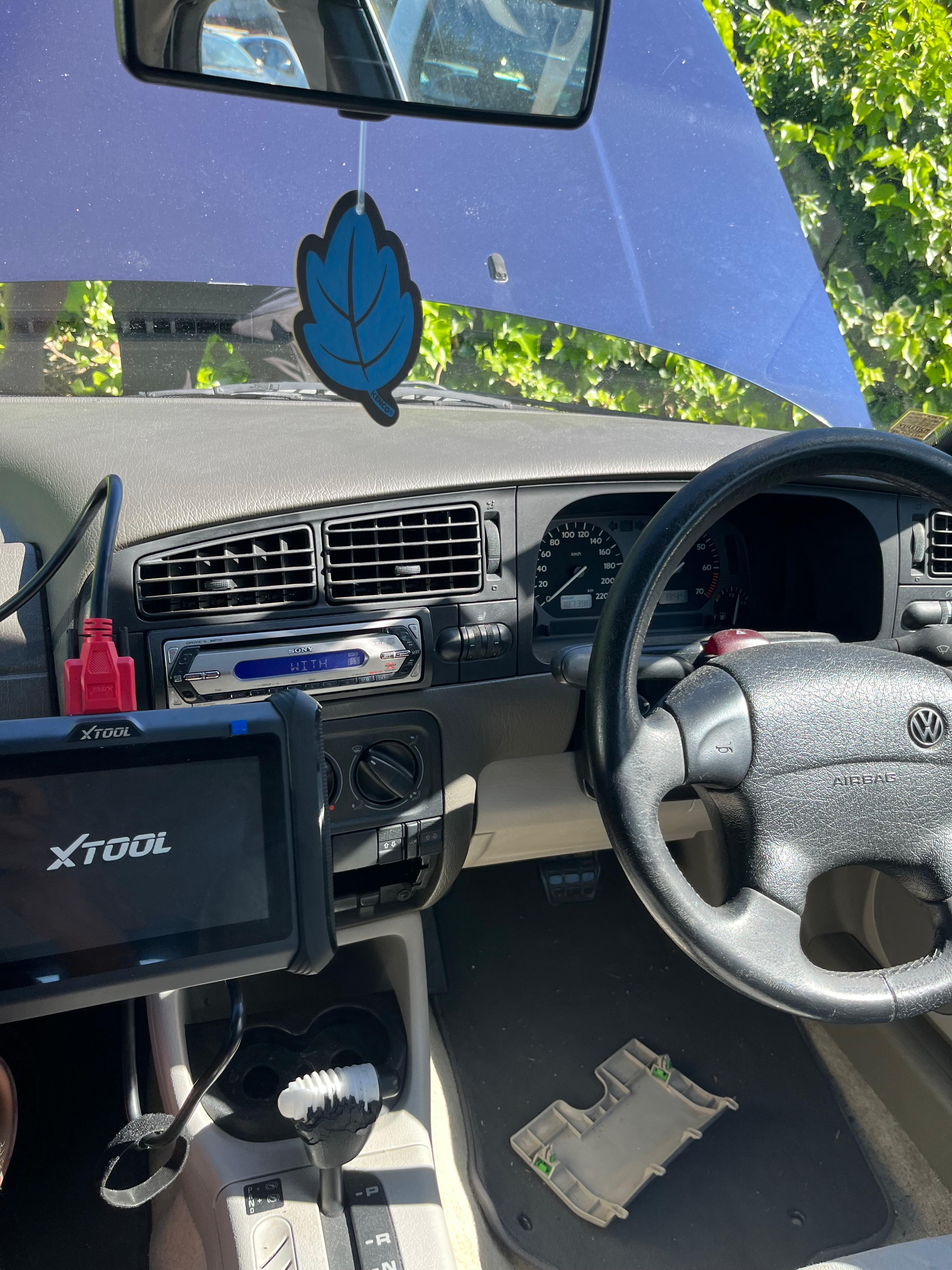 Kumie's Mobile Auto using XTool diagnostic scanner on a VW vehicle in Auckland